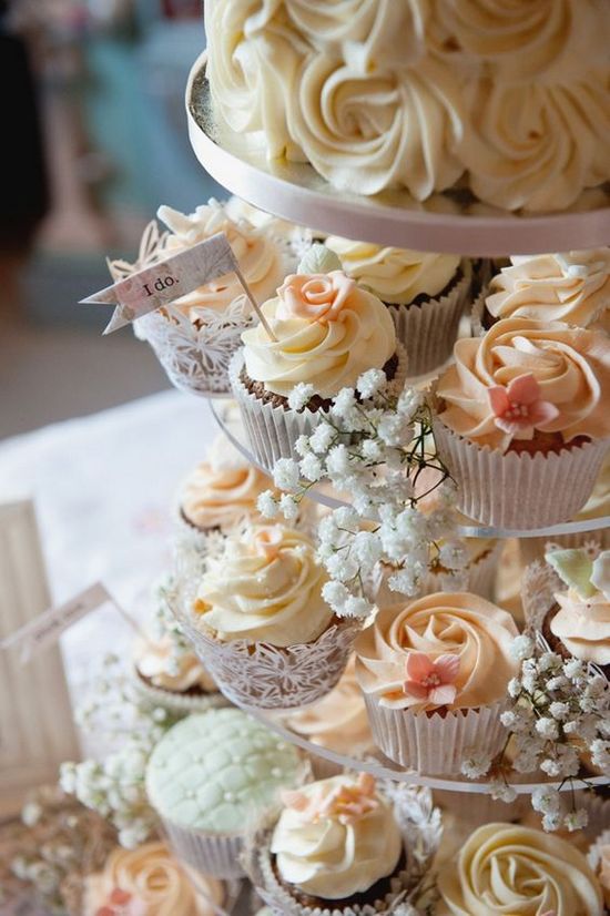 Mini Wedding Cake Wedding Cupcake 19
