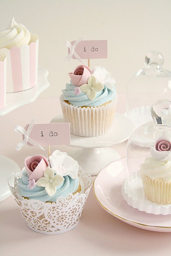 Mini Wedding Cake Wedding Cupcake 4