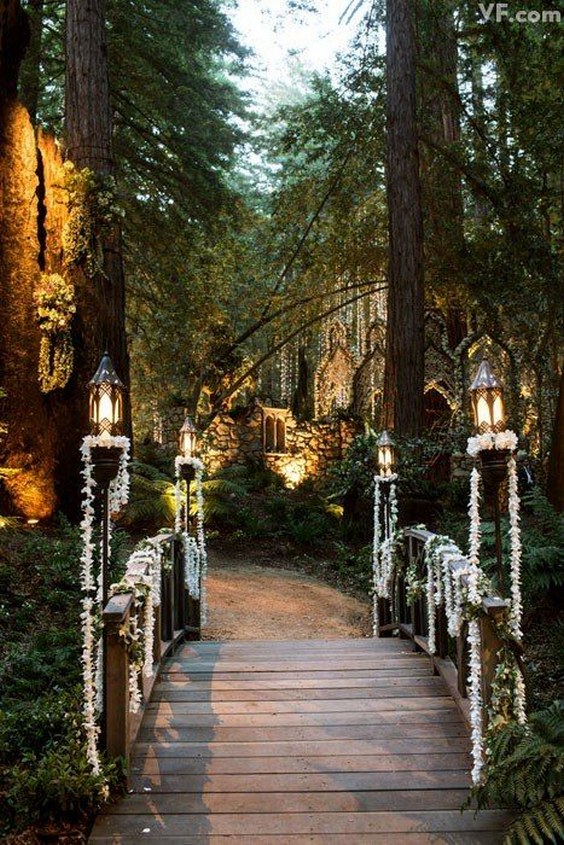 woodland night wedding walkway decor ideas