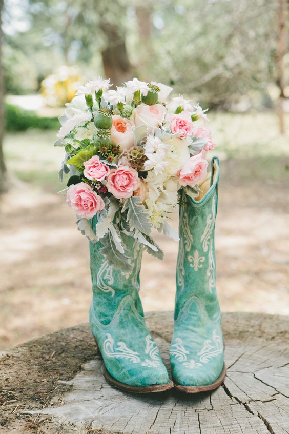 Bouquet with teal boots great photo shot