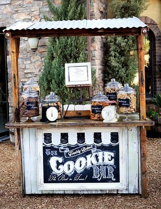 Madam Palooza's Cookie bar station