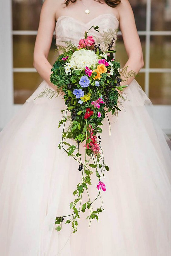 cascading wedding bouquets via al gawlik photography