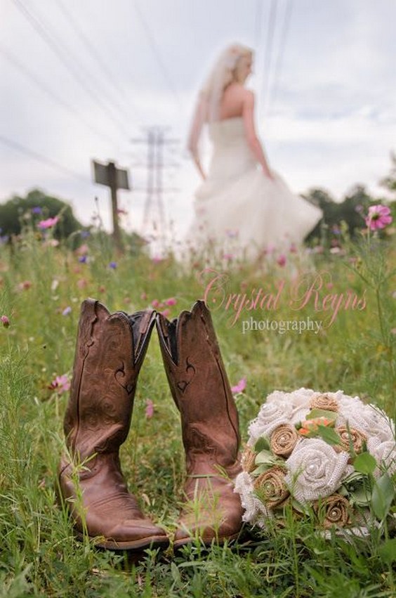 country wedding picture poses