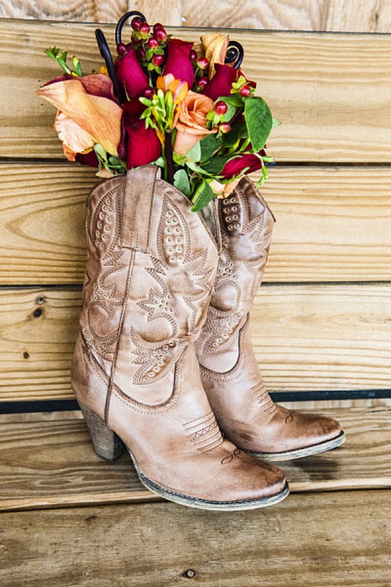 cowboy boots damask silver heart necklace