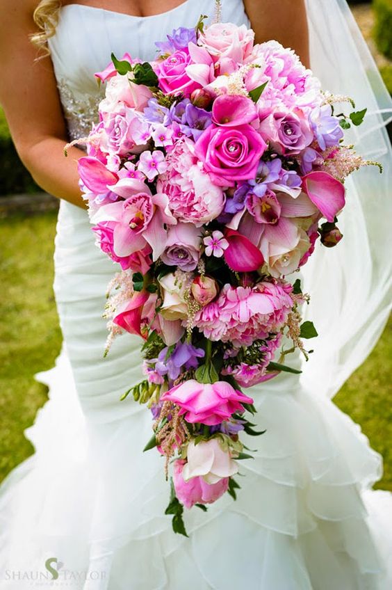 pink wedding bouquet via Shaun Taylor Photography