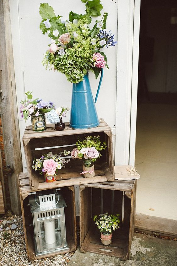 rustic country wooden crate wedding idea