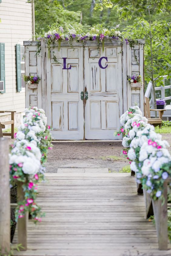 rustic old door wedding enter ideas