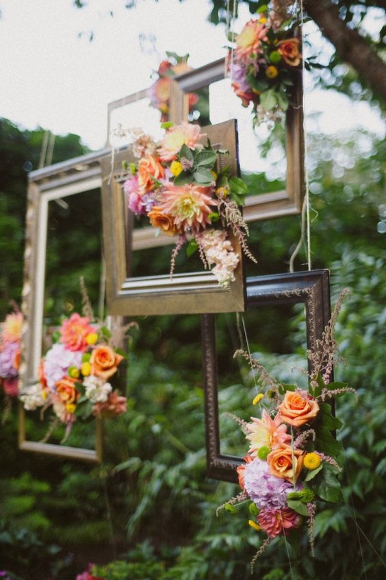 vintage hanging frames wedding decor