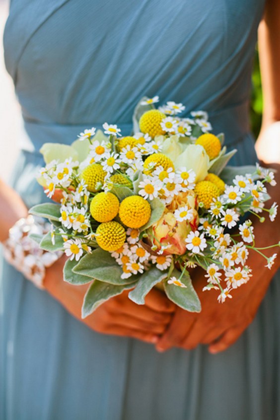 Bright Daisy Wedding Bouquet