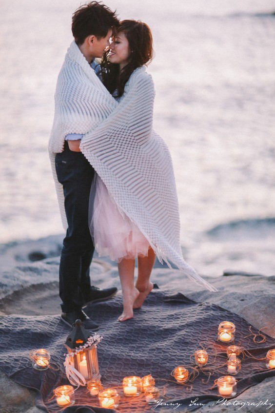 Fall Engagement Photo Shoot and Poses Ideas 32