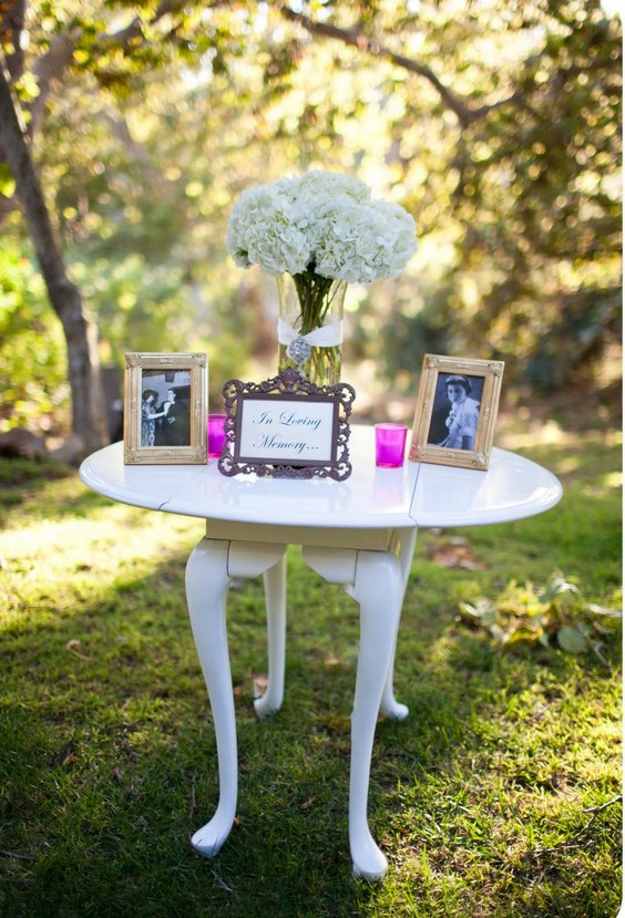 honoring loved ones wedding decor