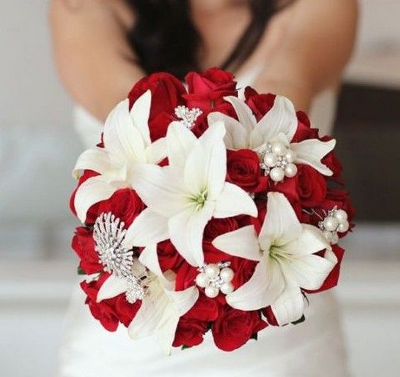 red and white wedding bouquet