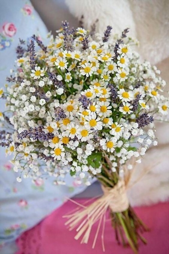 rustic chamomile daisies wedding centerpiece