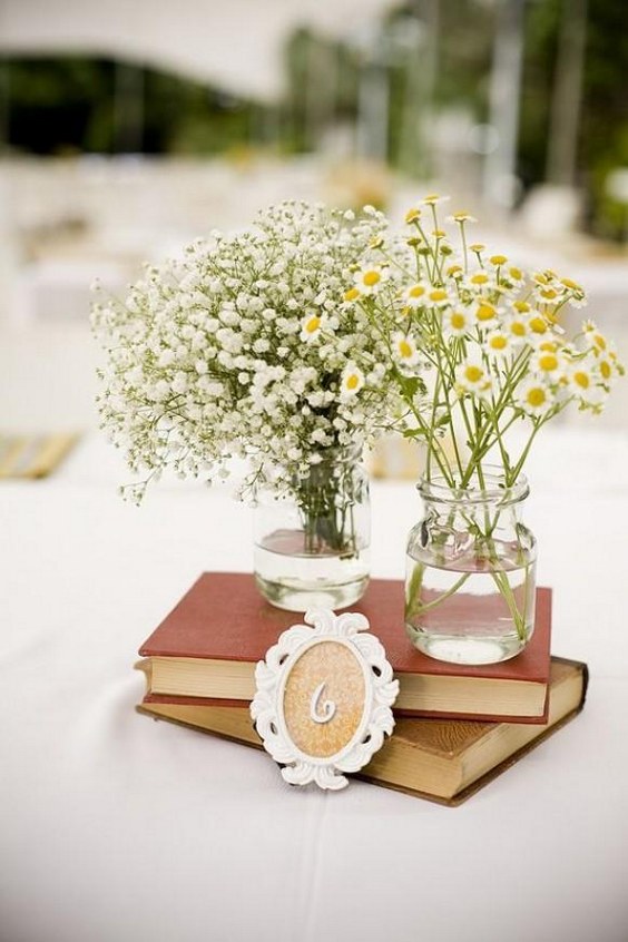 rustic country baby's breath daisy wedding bouquet