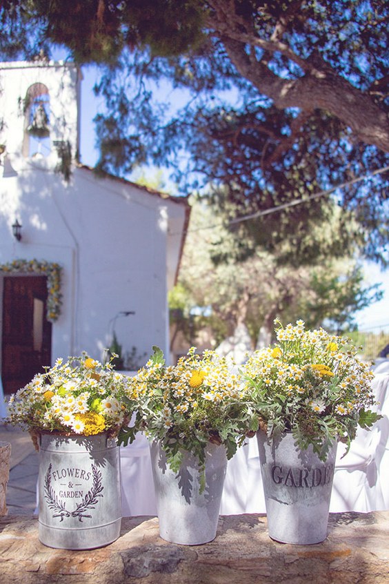 rustic country chamomile daisies wedding ideas
