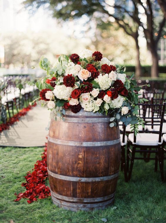 40 Fall Red Wedding Ideas We Actually Like Deer Pearl