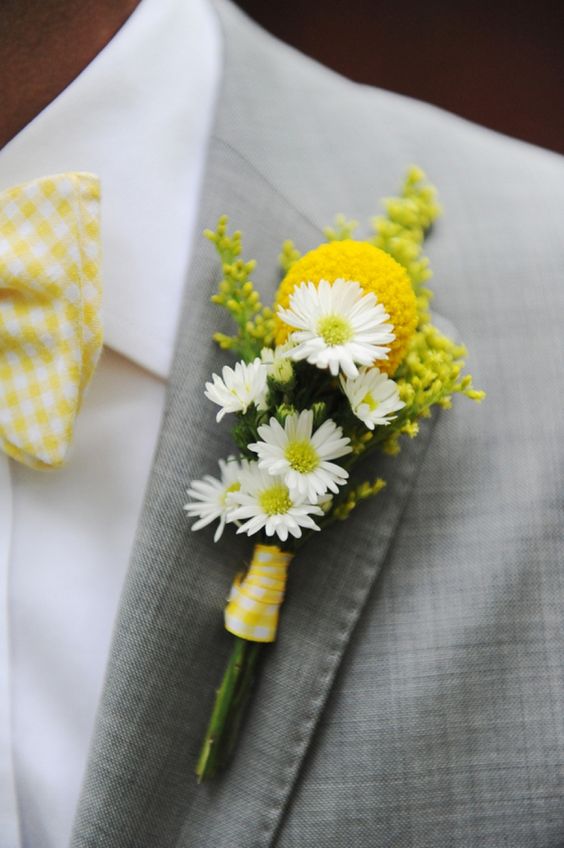 yellow chamomile daisies wedding boutonniere