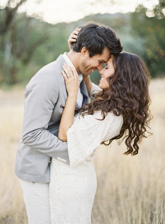 25 Engagement Photo Poses to Capture Your Love | Minted