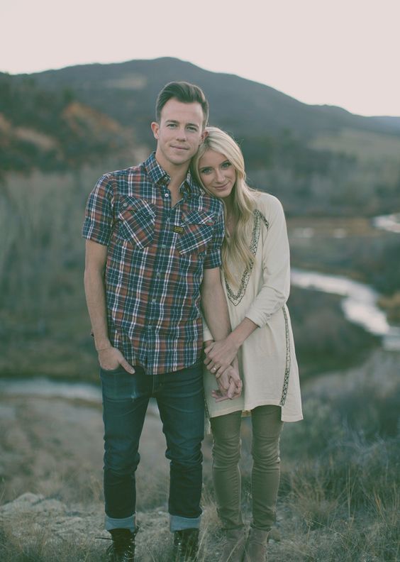 Sweet Engagement Photo and Poses Ideas via Alixann Loosle Photography