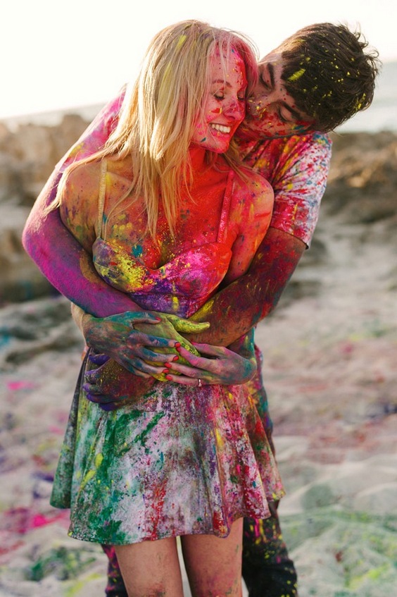 Sweet Engagement Photo and Poses Ideas