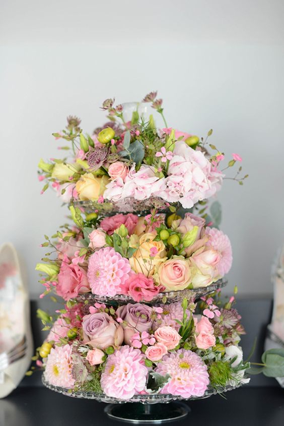 floral centerpiece alternative for wedding centrepiece