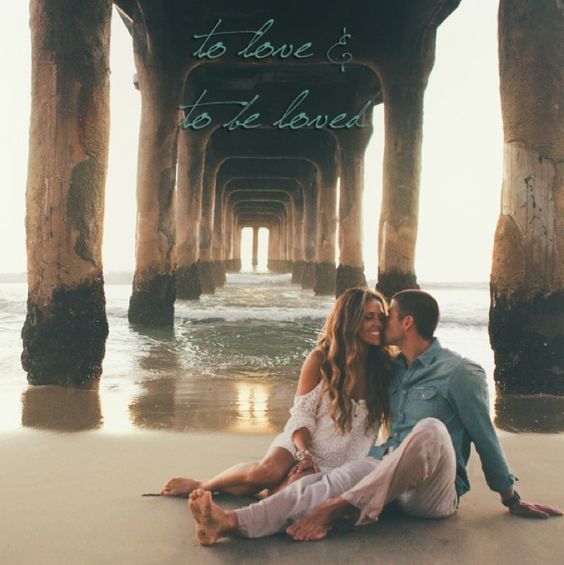 Beach Engagement Photo Shoot Ideas