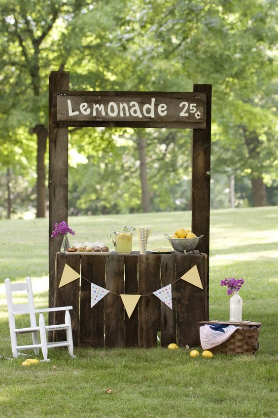 rustic lemonade stand wedding bar