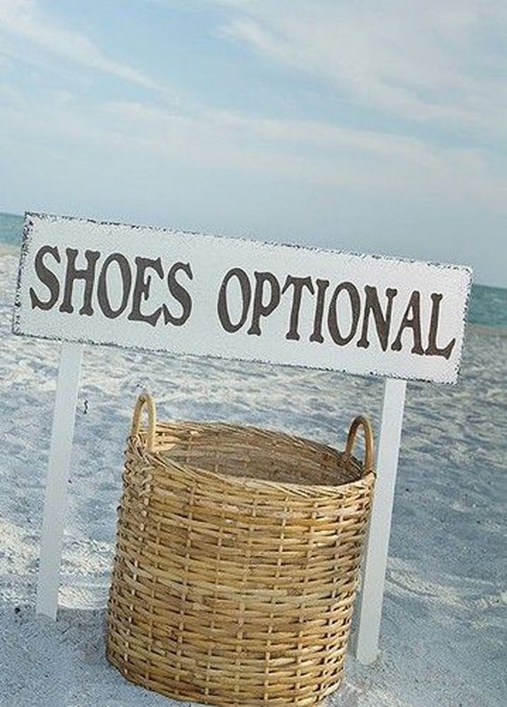 40 Fun and Easy Beach Wedding Ideas for 2024 23 beach wedding decor idea