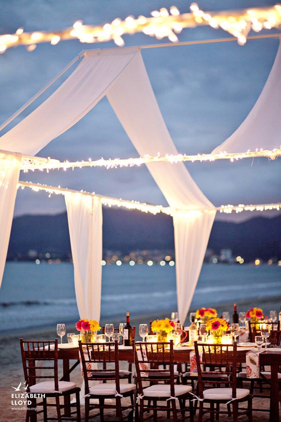 beach wedding table decor