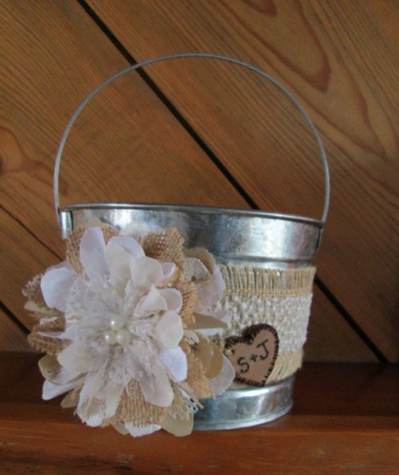 burlap and lace wedding basket