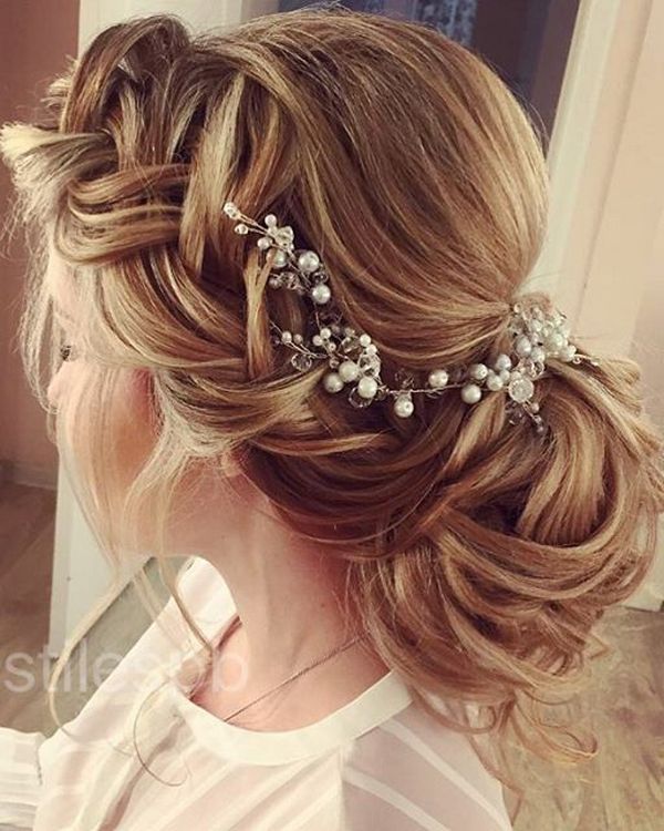 75 Chic Wedding Hair Updos for Elegant Brides  Deer Pearl 