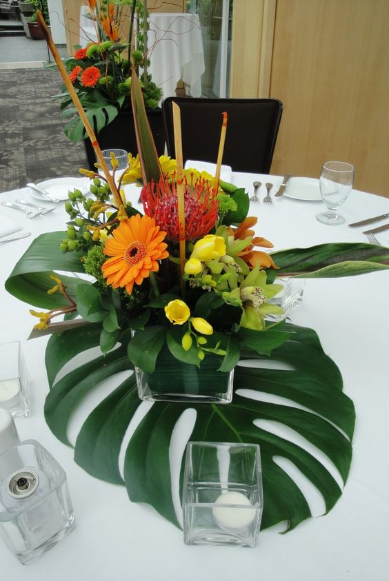 tropical wedding centerpieces