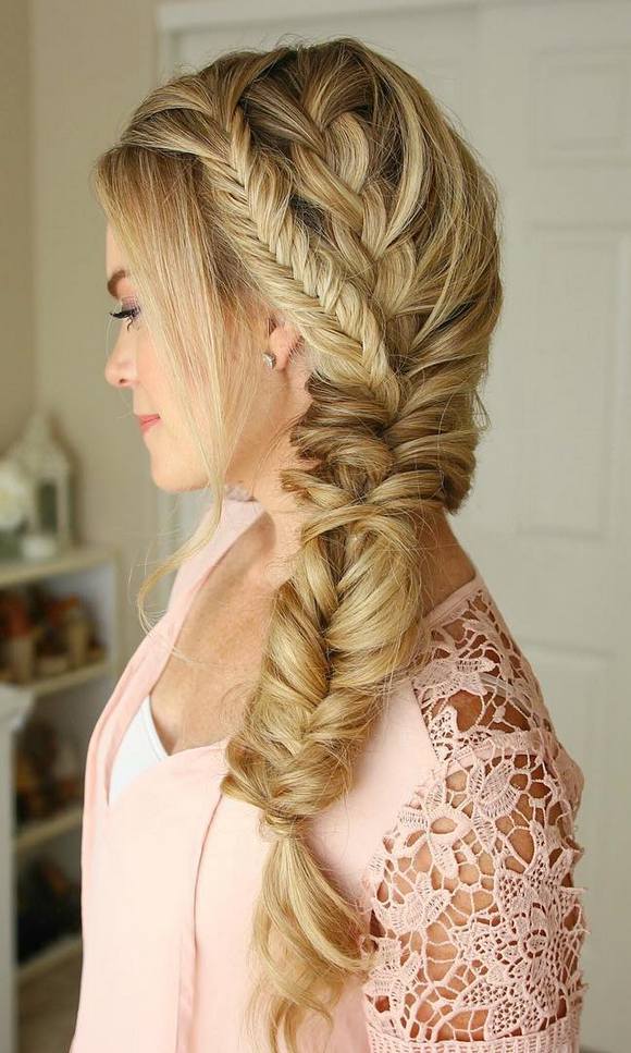 Long Wedding & Prom Hairstyles via Missysueblog