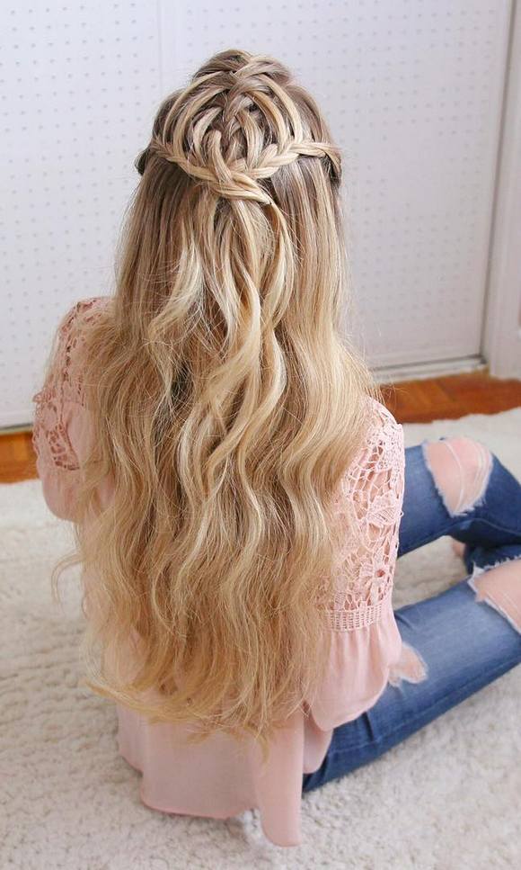 Long Wedding & Prom Hairstyles via Missysueblog