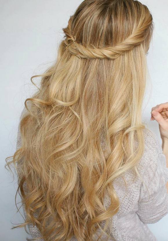 Long Wedding & Prom Hairstyles via Missysueblog