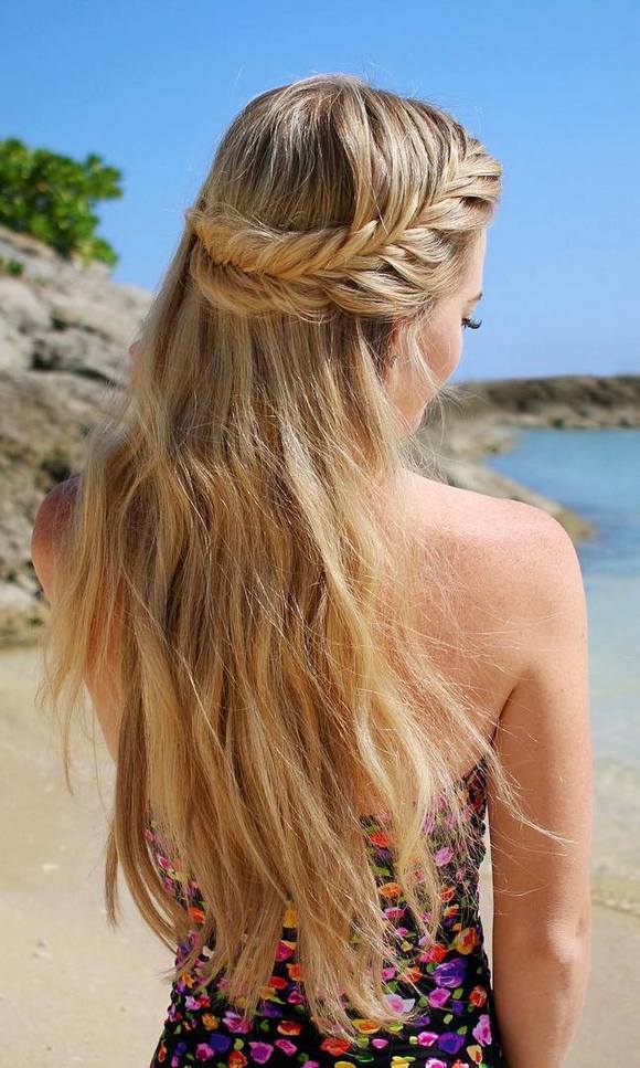 Long Wedding & Prom Hairstyles via Missysueblog