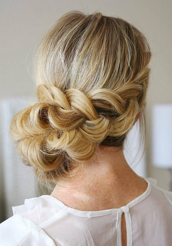 Long Wedding & Prom Hairstyles via Missysueblog