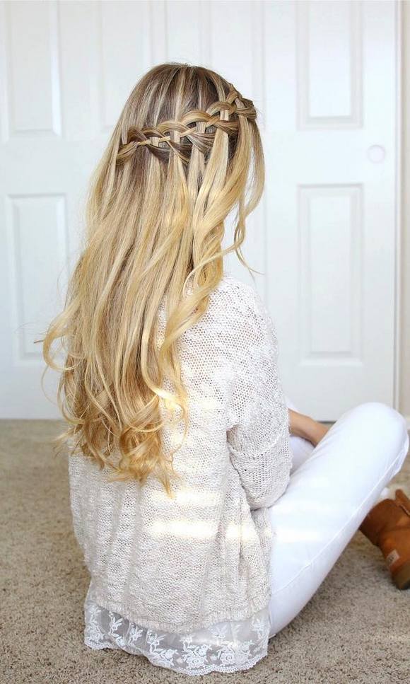 Long Wedding & Prom Hairstyles via Missysueblog