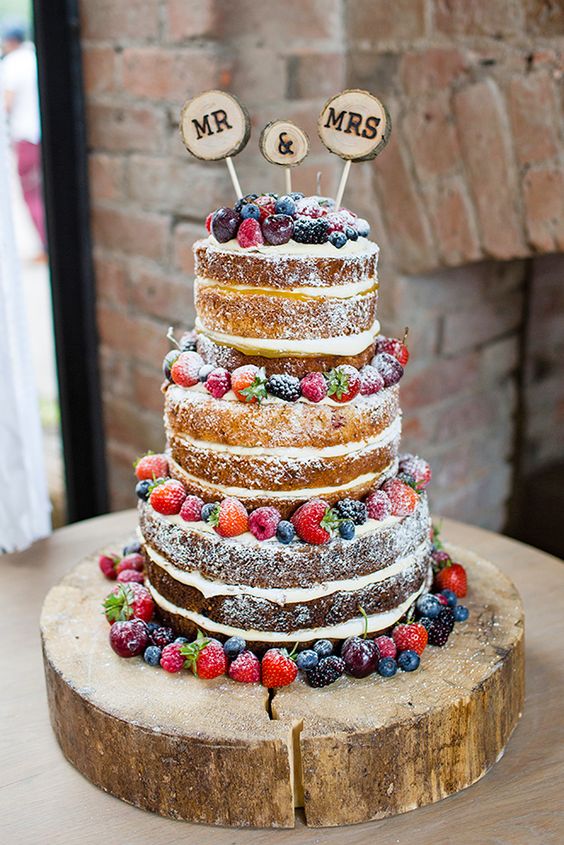 Rustic Wedding Cakes With Berry Decoration