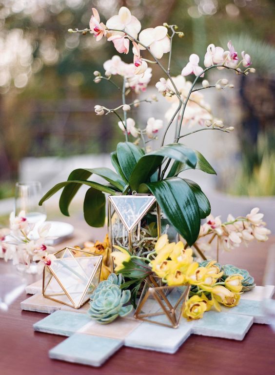 Tropical wedding centerpiece via Photography Audra Wrisley