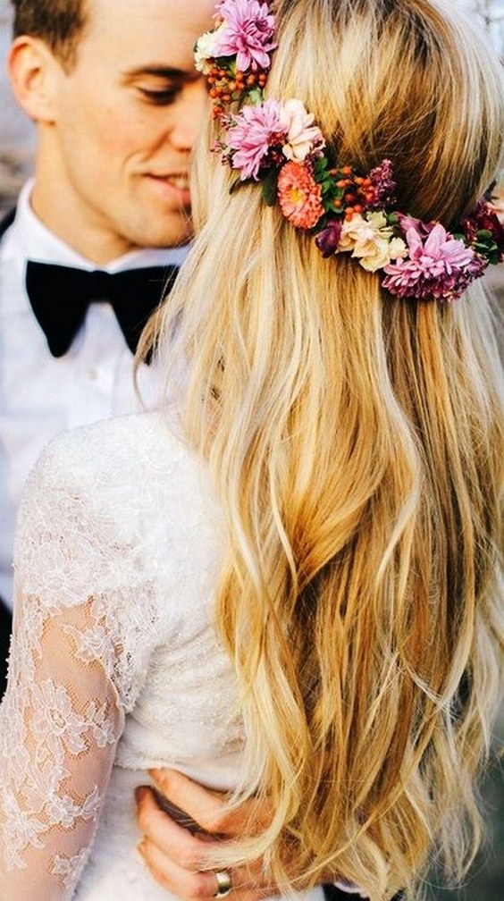 Wedding hairstyle ideas flower crown corona halo