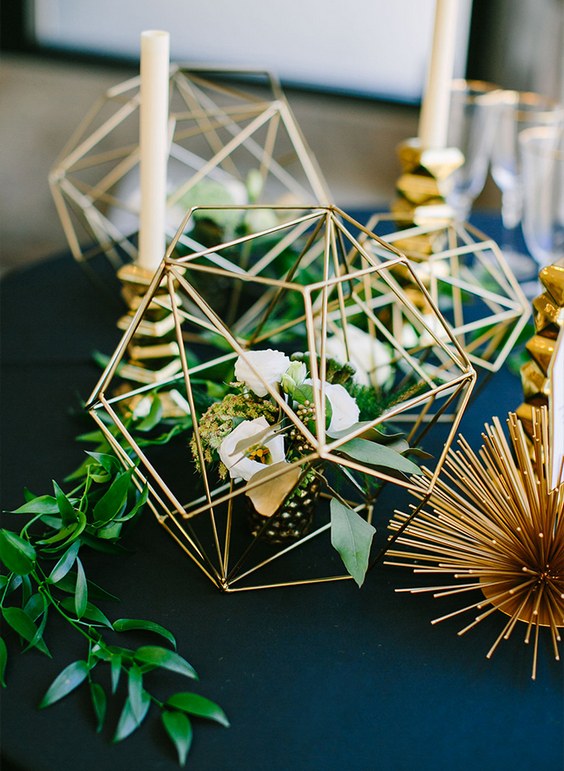 Geometric wedding details