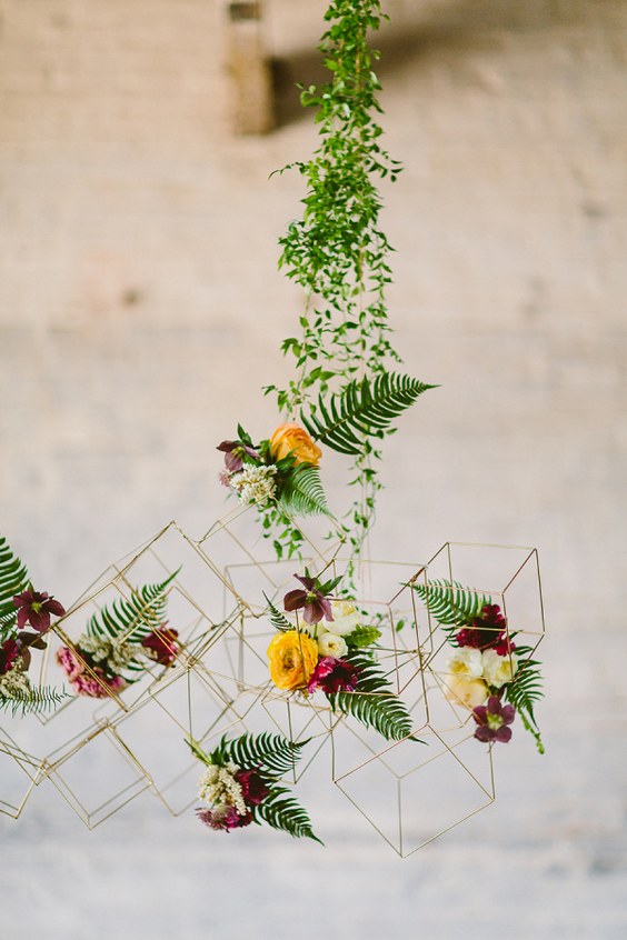 Modern vine-covered wire decor - Photography Redfield Photography