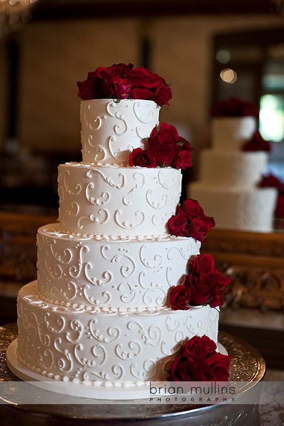 Classic Elegant Wedding Cakes