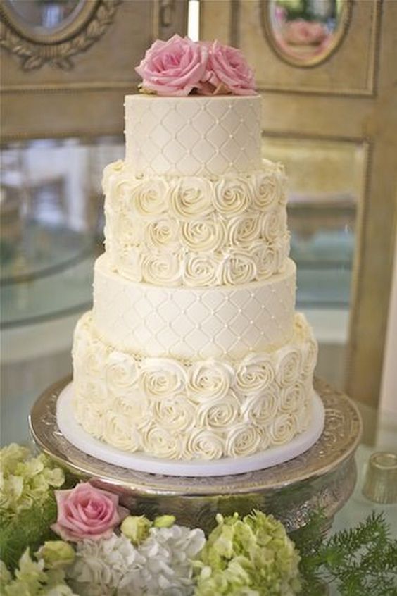 Classic Elegant Wedding Cakes