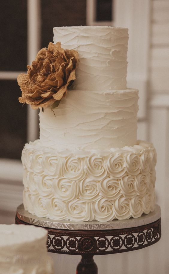 Elegant three tier white textured wedding cake via Mercedes Morgan Photography