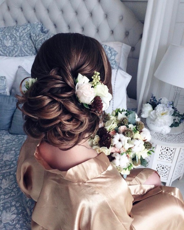 Elstile Long Wedding Hairstyle Inspiration