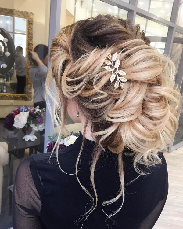 Elstile Long Wedding Hairstyle Inspiration