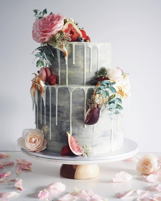 grey marble drip wedding cake