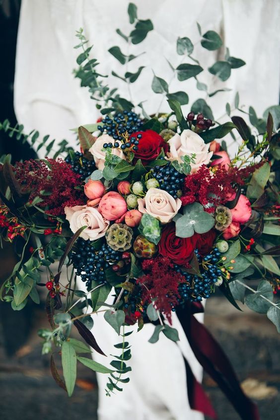 burgundy and navy winter wedding bouquets